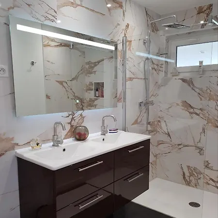 Quarto em Acomodações Particulares Calme Et Nature *